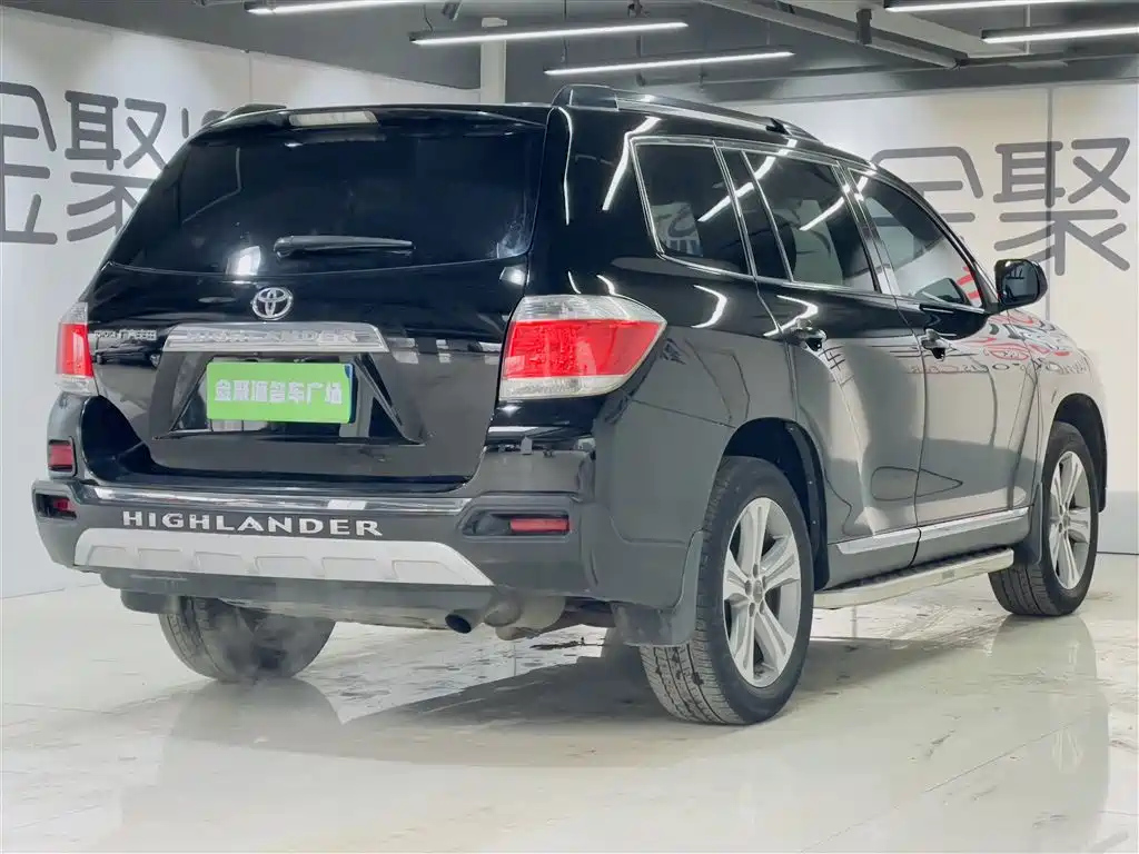 TOYOTA HIGHLANDER 2012