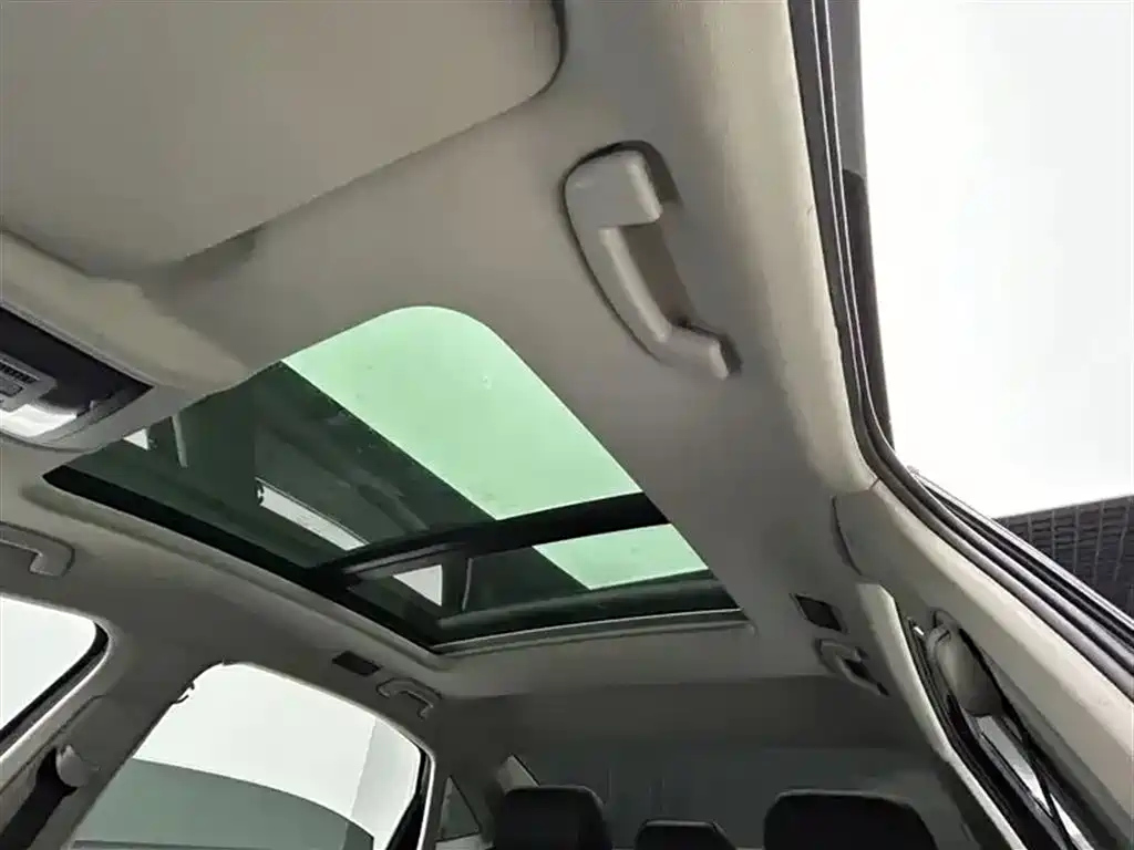 VOLKSWAGEN PASSAT 2021