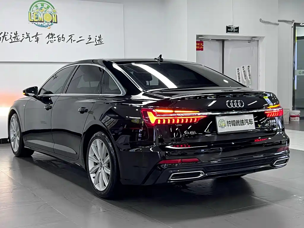 AUDI A6L 2020