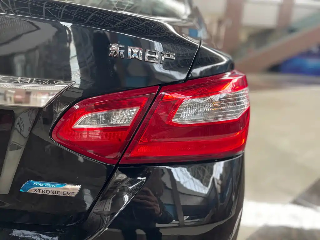NISSAN TEANA 2017