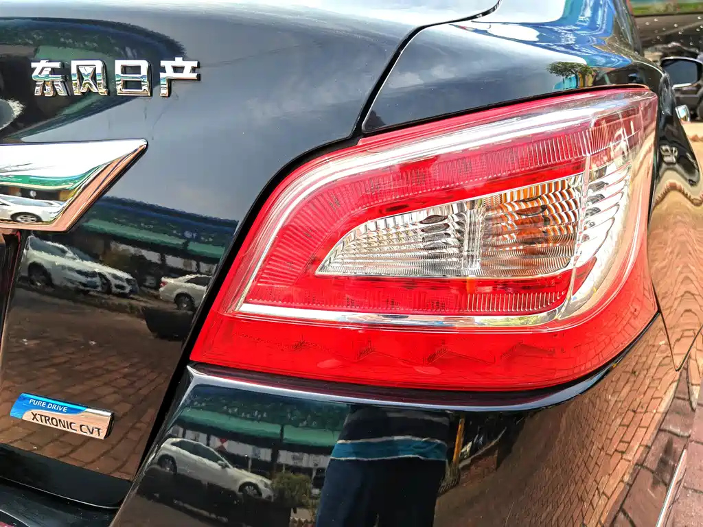 NISSAN TEANA 2016
