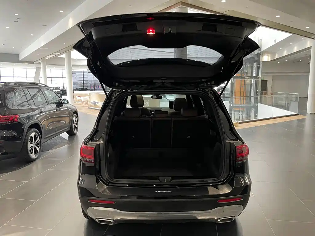 MERCEDES BENZ GLB 2022