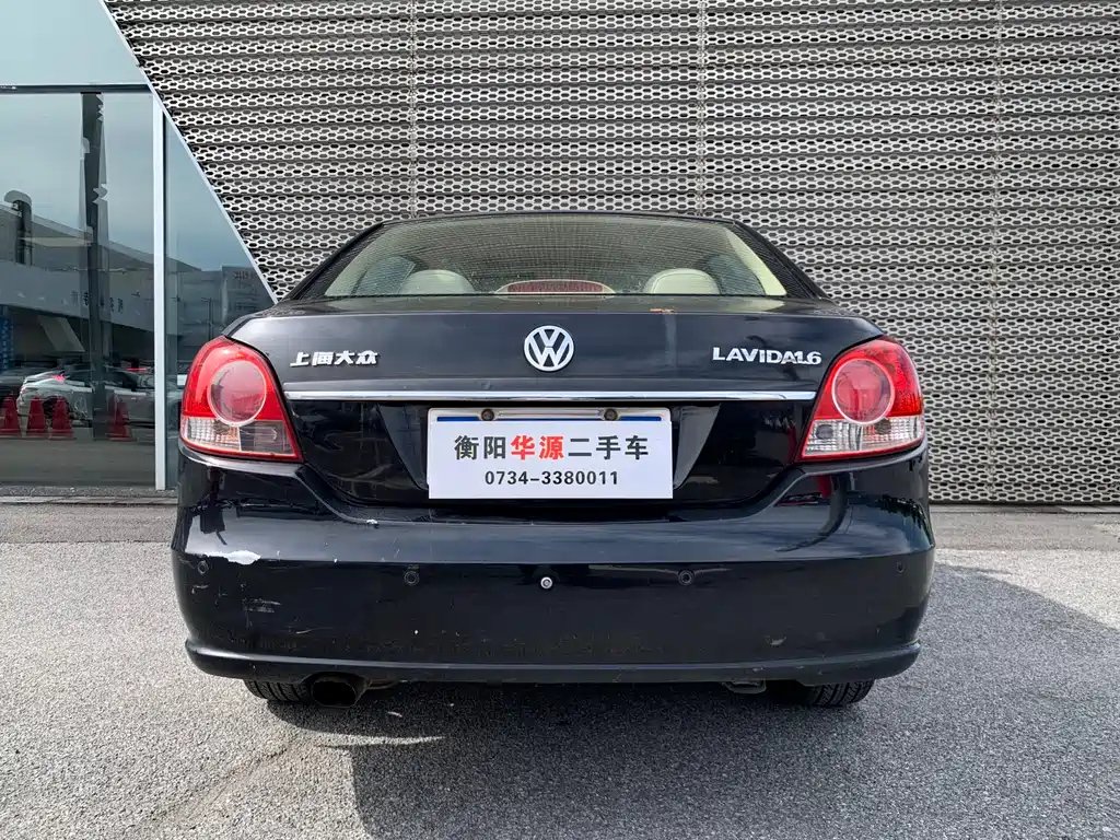 VOLKSWAGEN LAVIDA 2009