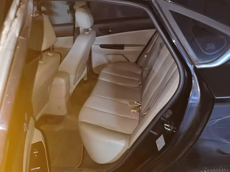 CHANGAN EADO 2014