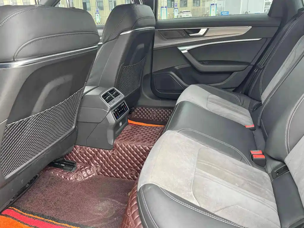 AUDI A6L 2021