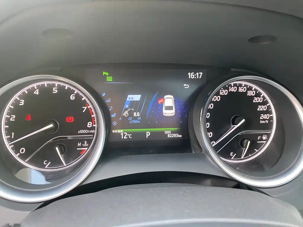 TOYOTA CAMRY 2019