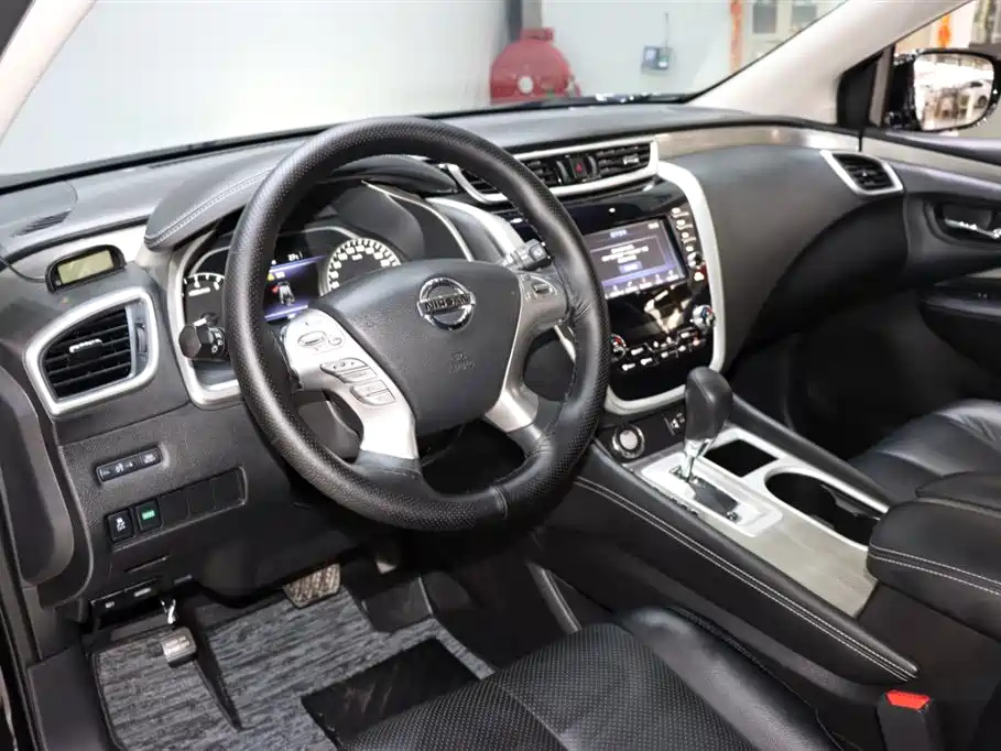 NISSAN MURANO 2022