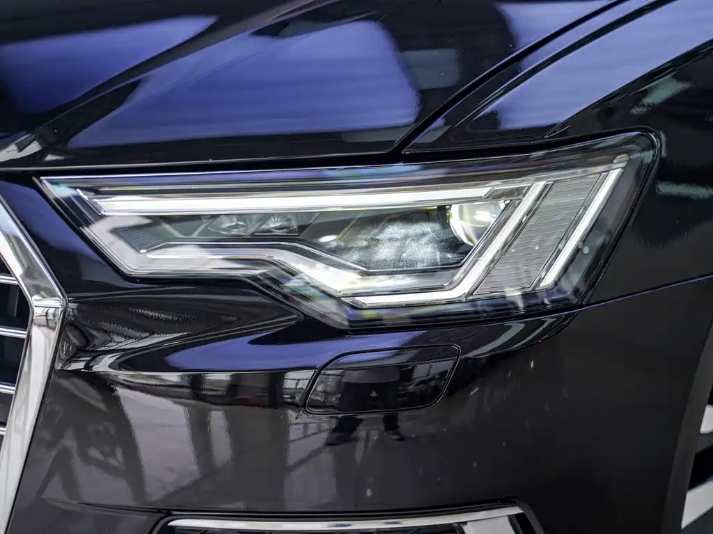 AUDI A6L 2021