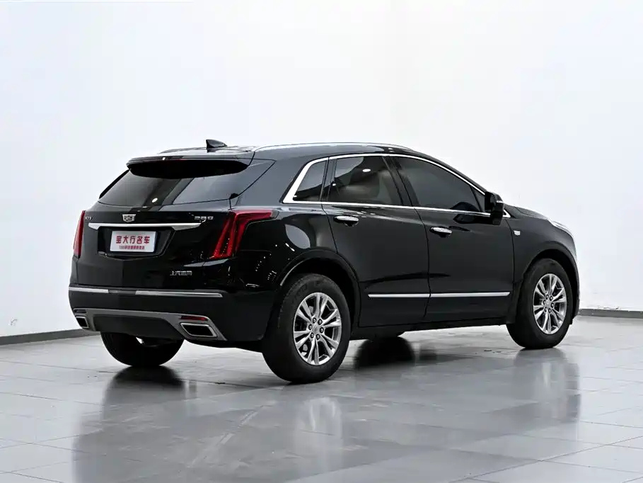 CADILLAC XT5 2022
