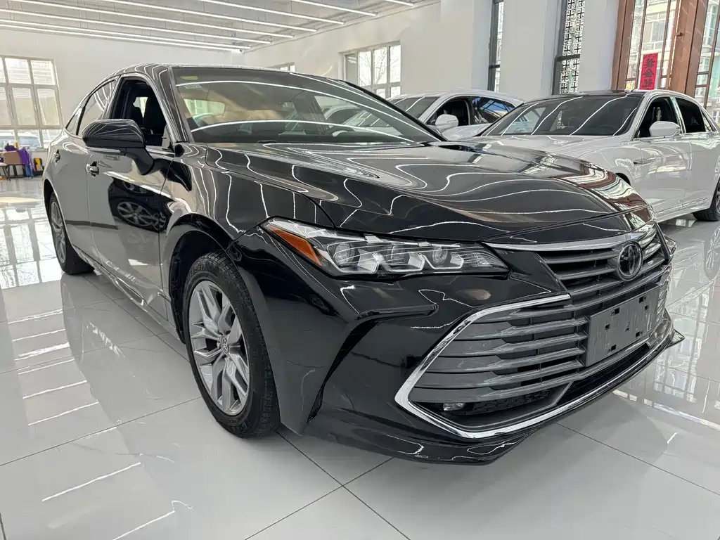 TOYOTA AVALON 2021