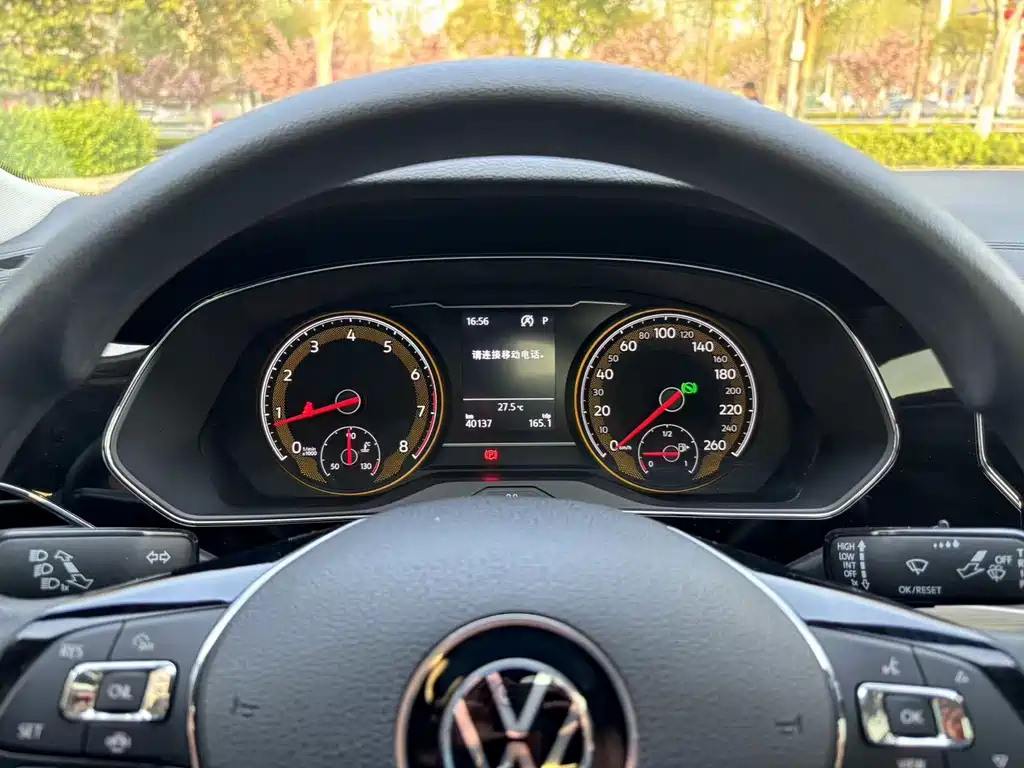 VOLKSWAGEN PASSAT 2022