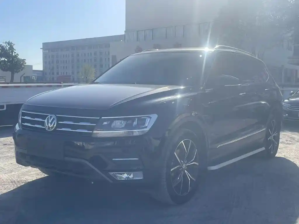 VOLKSWAGEN TIGUAN L 2019