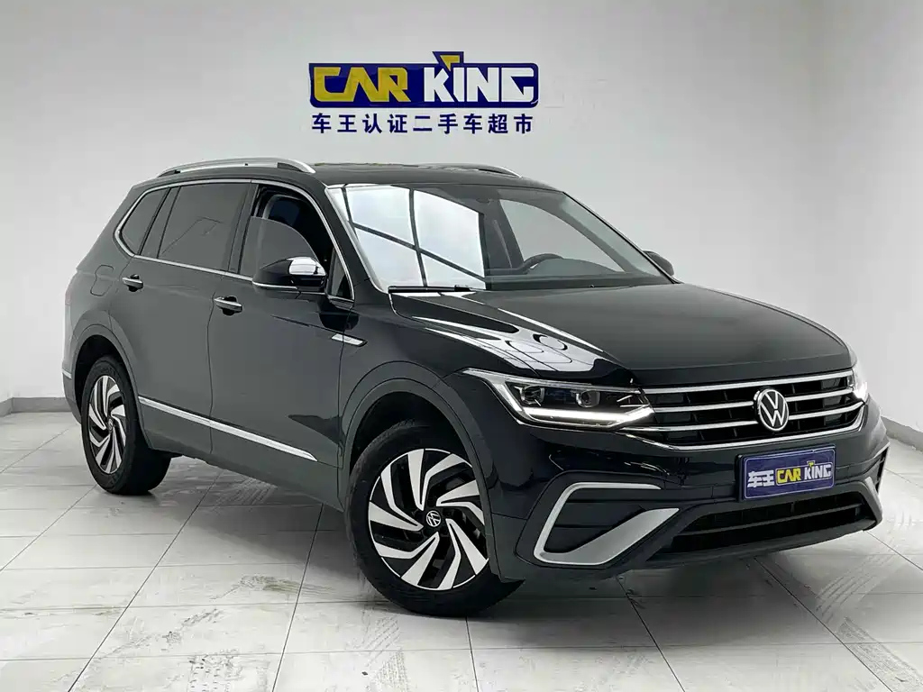 VOLKSWAGEN TIGUAN L 2022