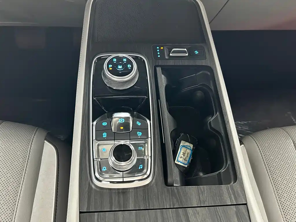 FORD EQUATOR 2023