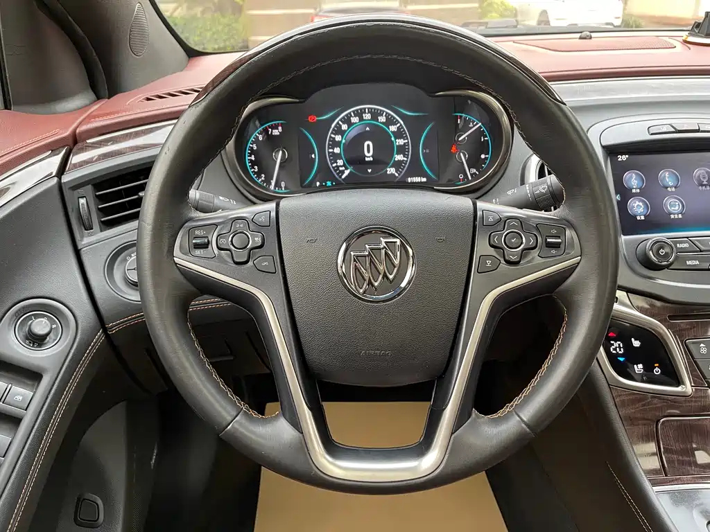 BUICK LACROSSE 2015