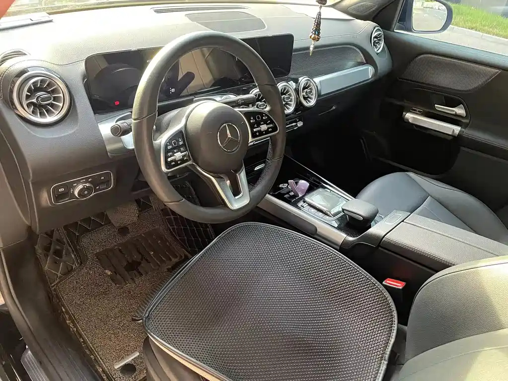 MERCEDES BENZ GLB 2022