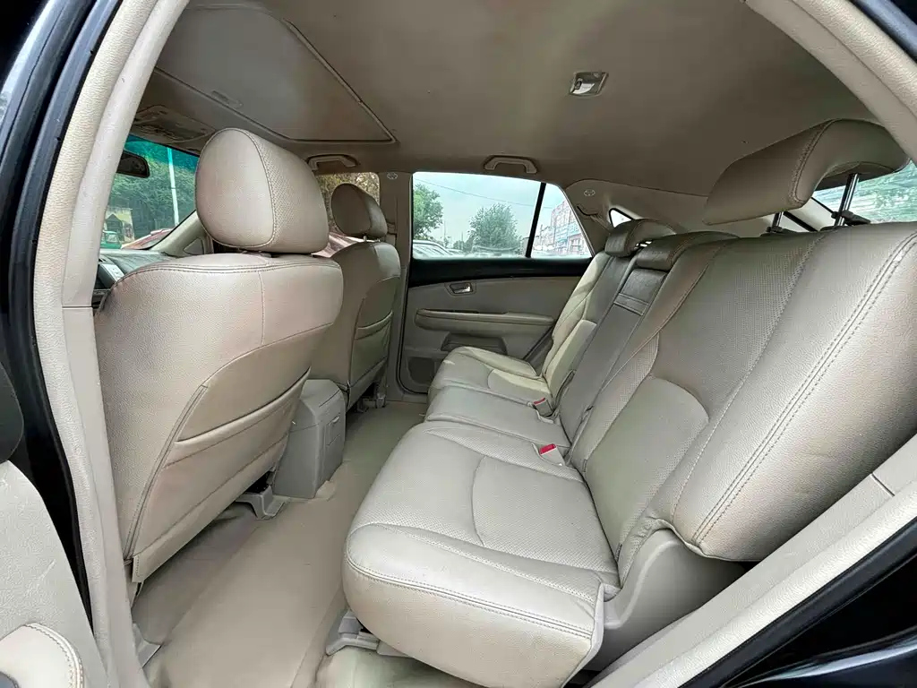 BYD S6 2012