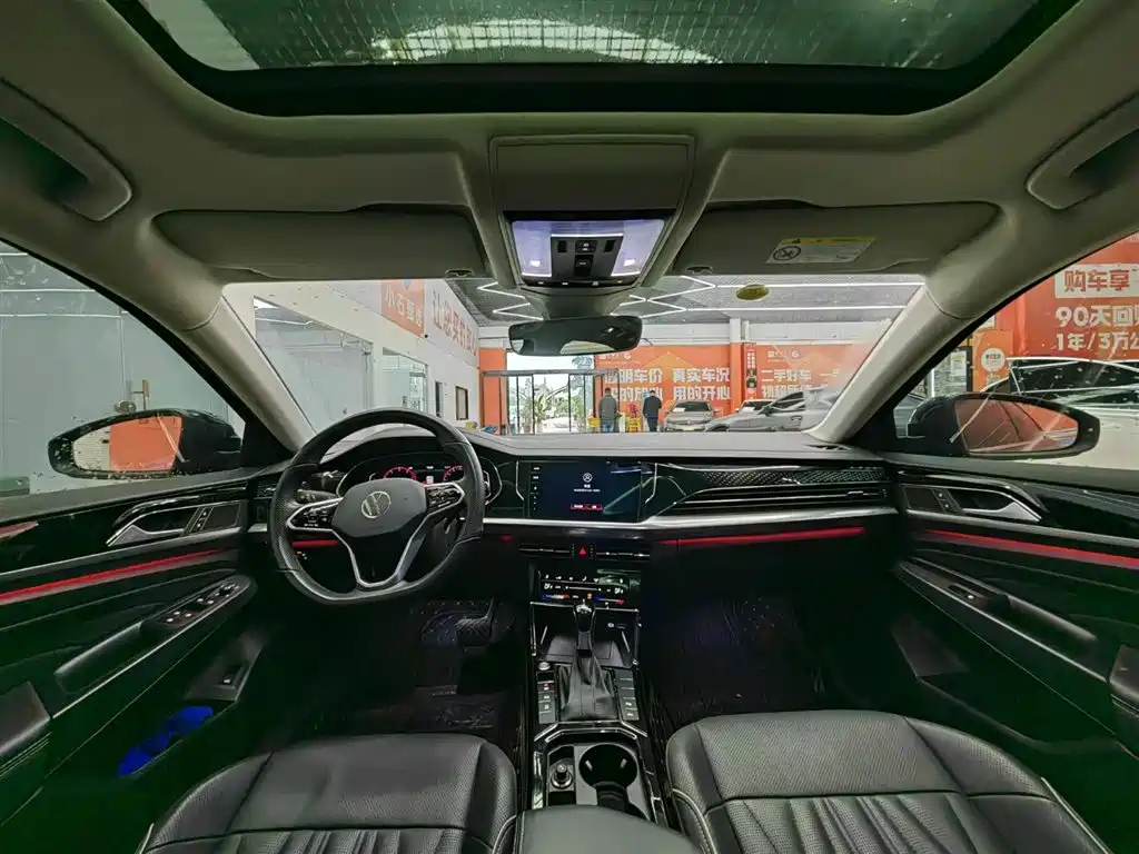 VOLKSWAGEN PASSAT 2022