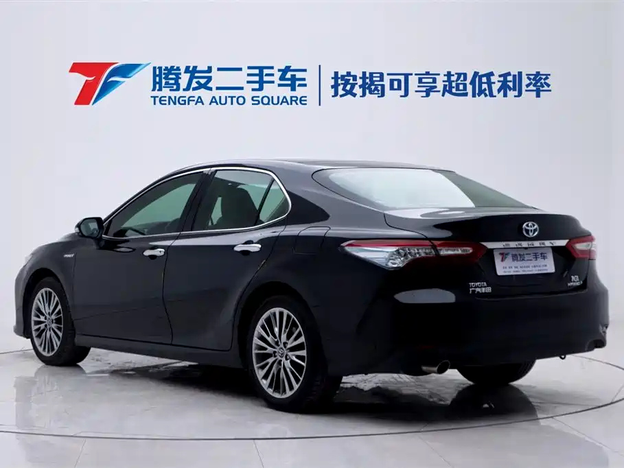 TOYOTA CAMRY 2018