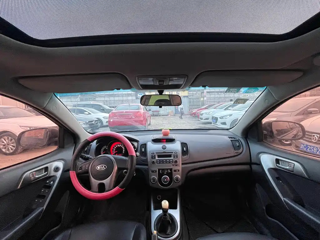 KIA FORTE 2010