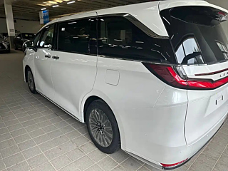 LEXUS LM  2023 YEAR 500H  SEATS  EDITION 2023