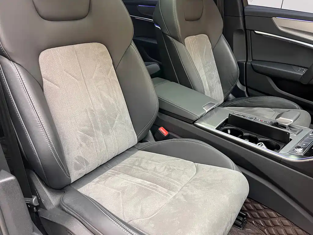 AUDI A6L 2023