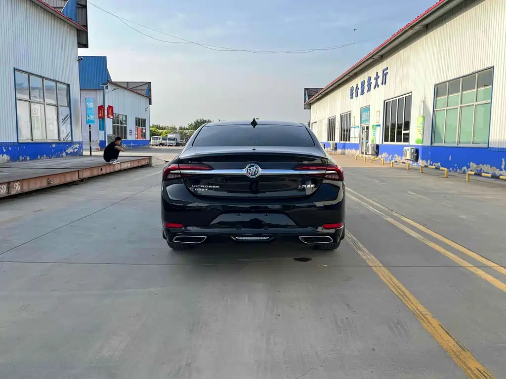 BUICK LACROSSE 2022
