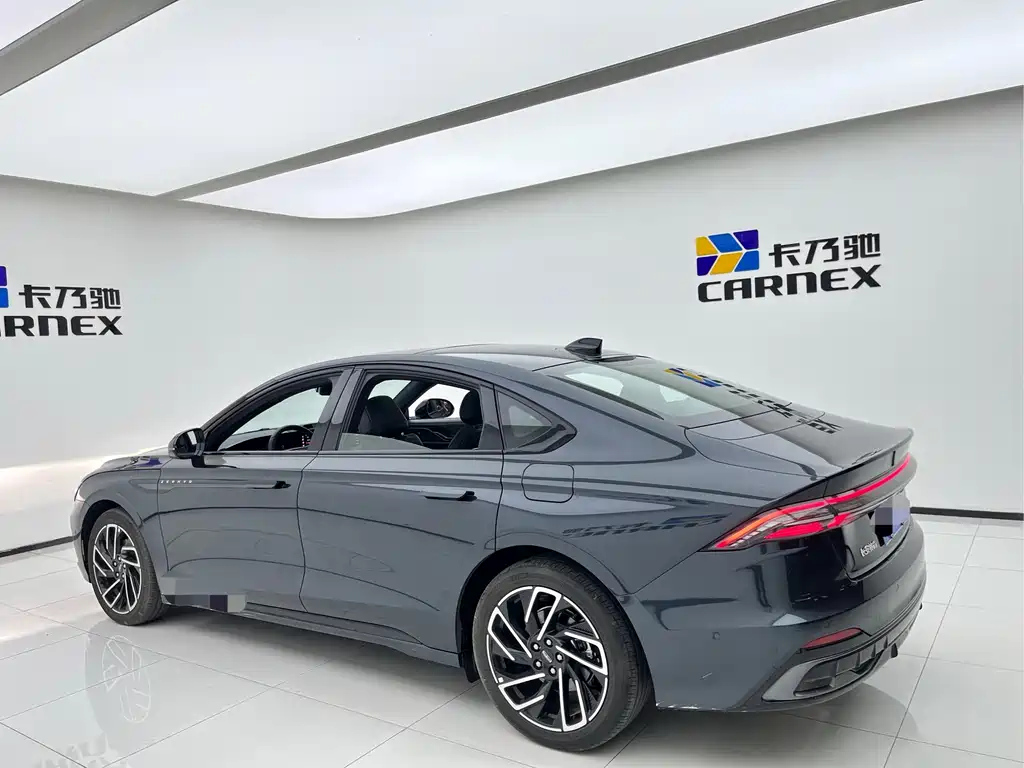 LINCOLN Z 2023
