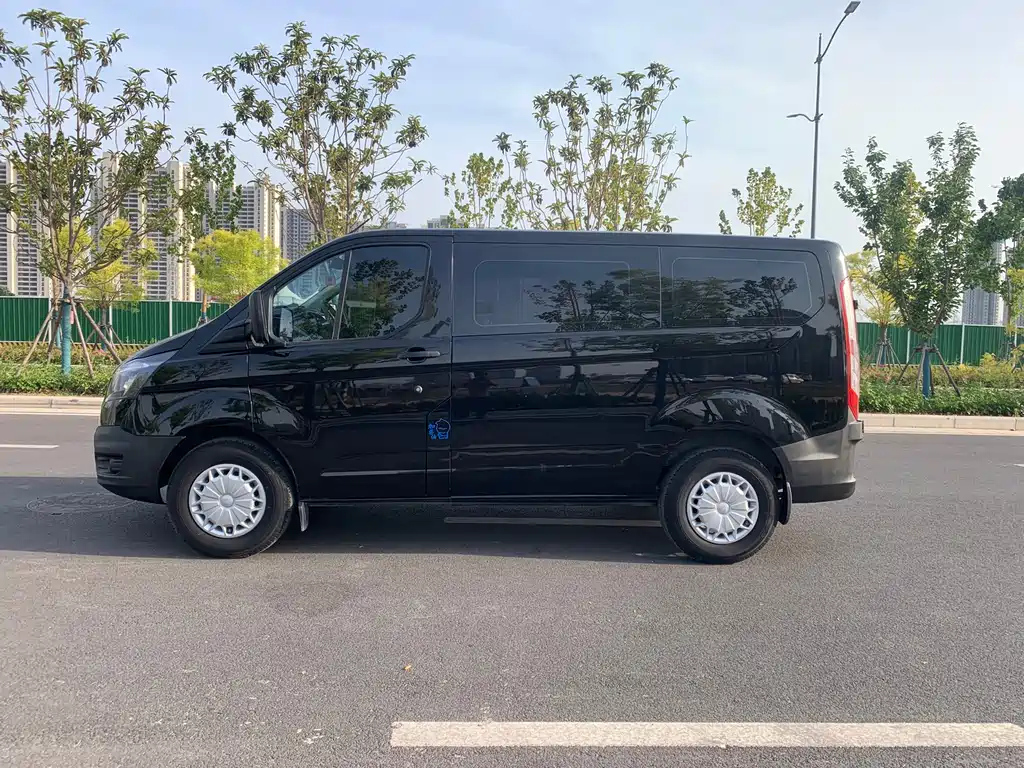 FORD TRANSIT 2018