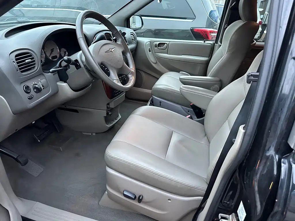 CHRYSLER OTHER 2012