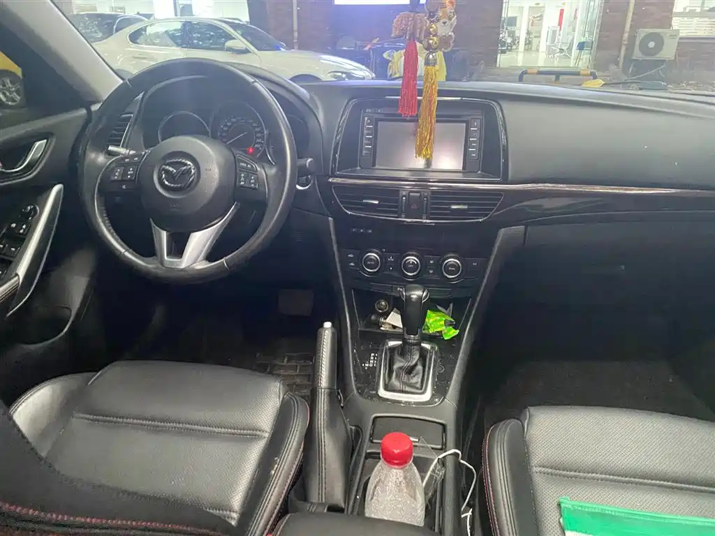 MAZDA ATENZA 2015