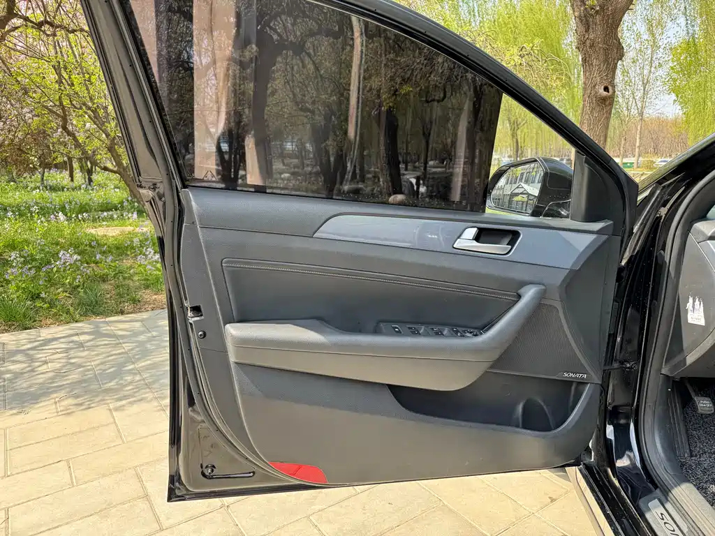 HYUNDAI SONATA 2015