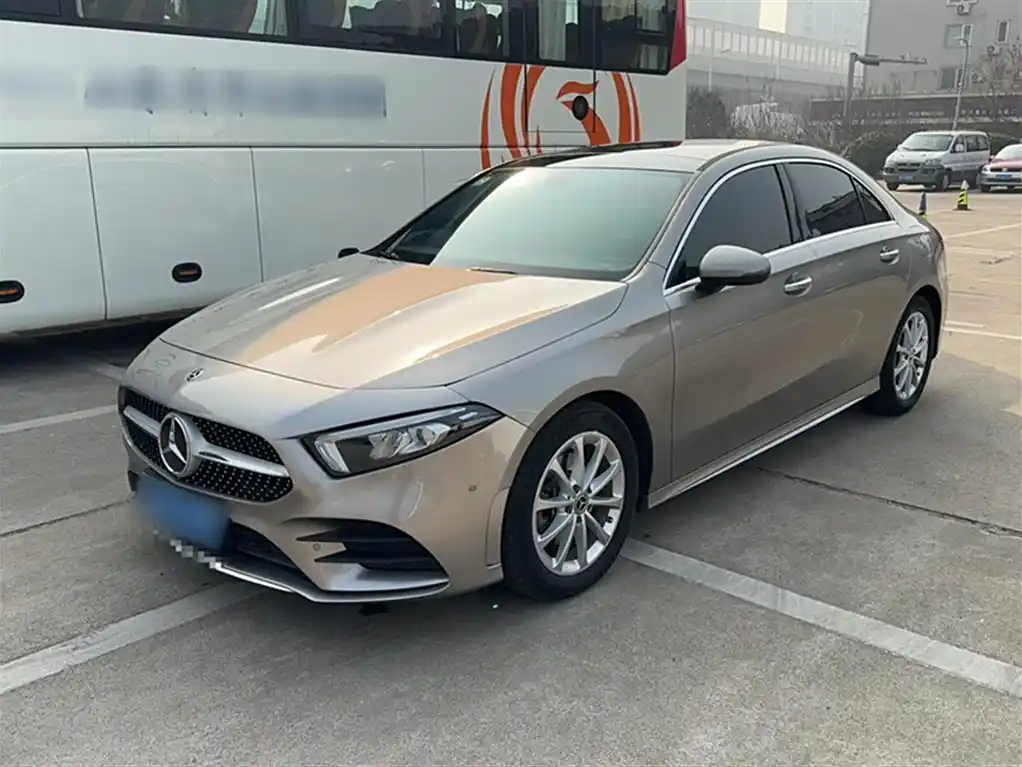 MERCEDES BENZ A-CLASS 2020