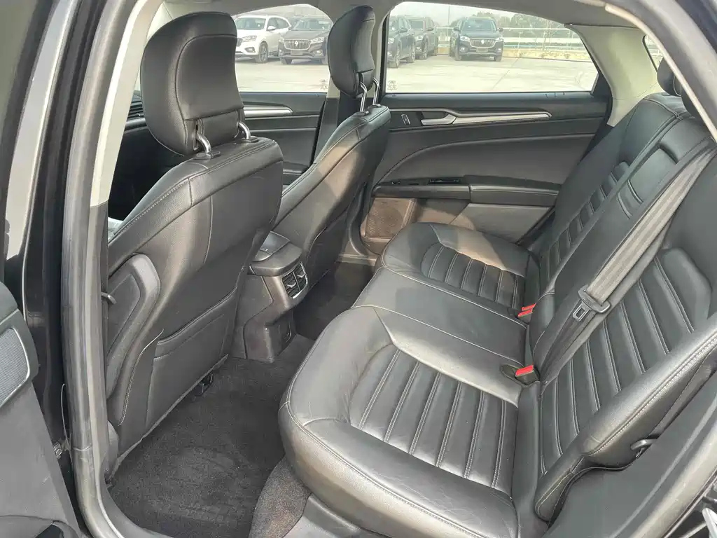 FORD MONDEO 2016