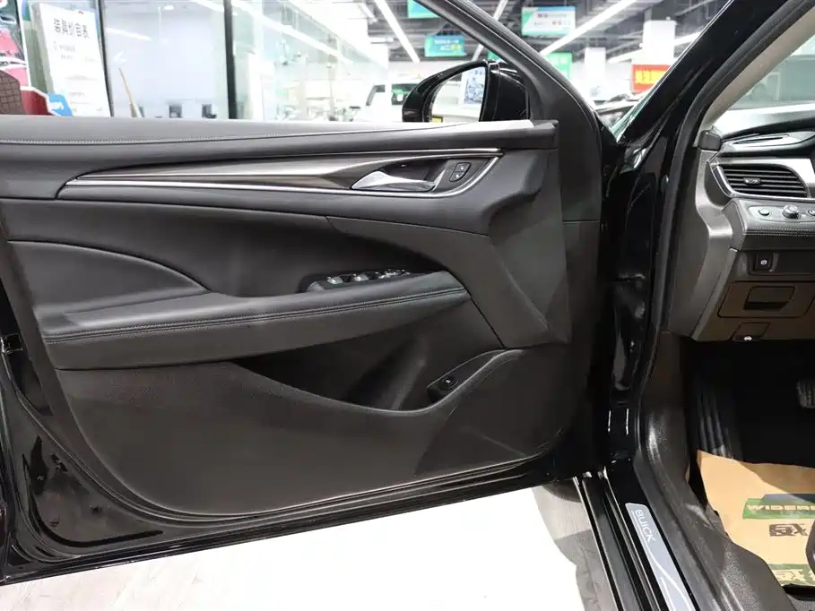 BUICK LACROSSE 2022
