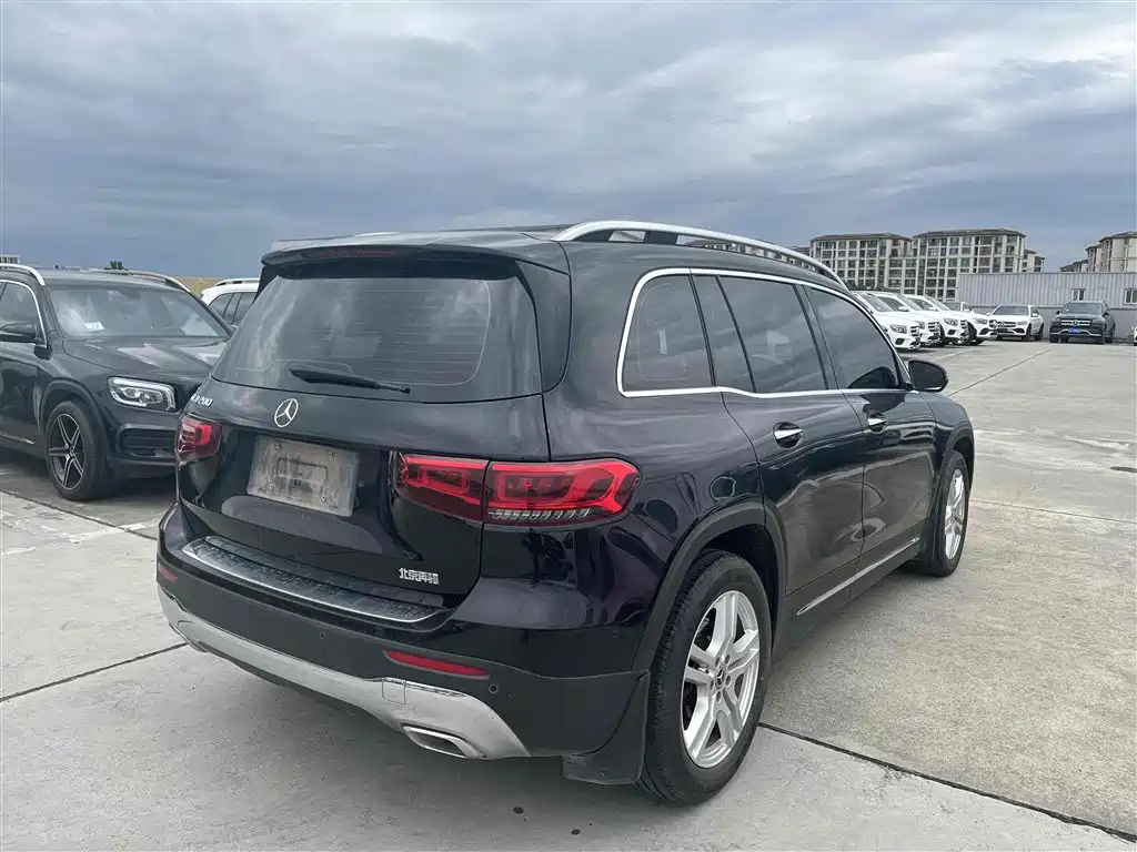 MERCEDES BENZ GLB 2020