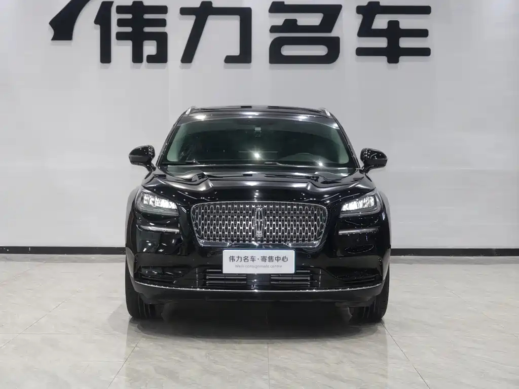 LINCOLN ADVENTURER 2021