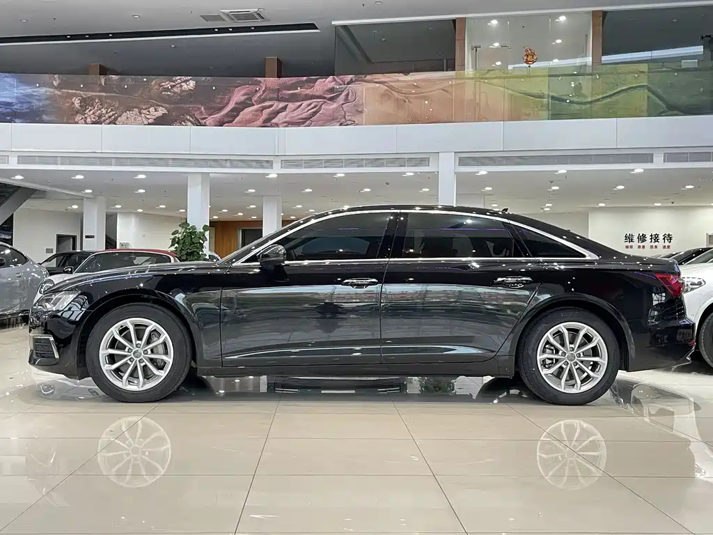 AUDI A6L 2021