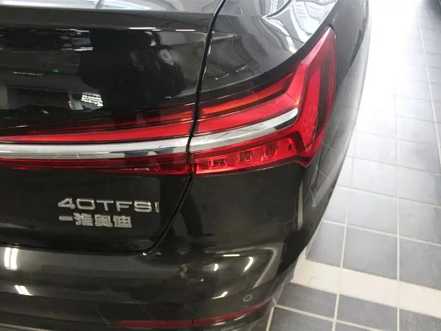 AUDI A6L 2021