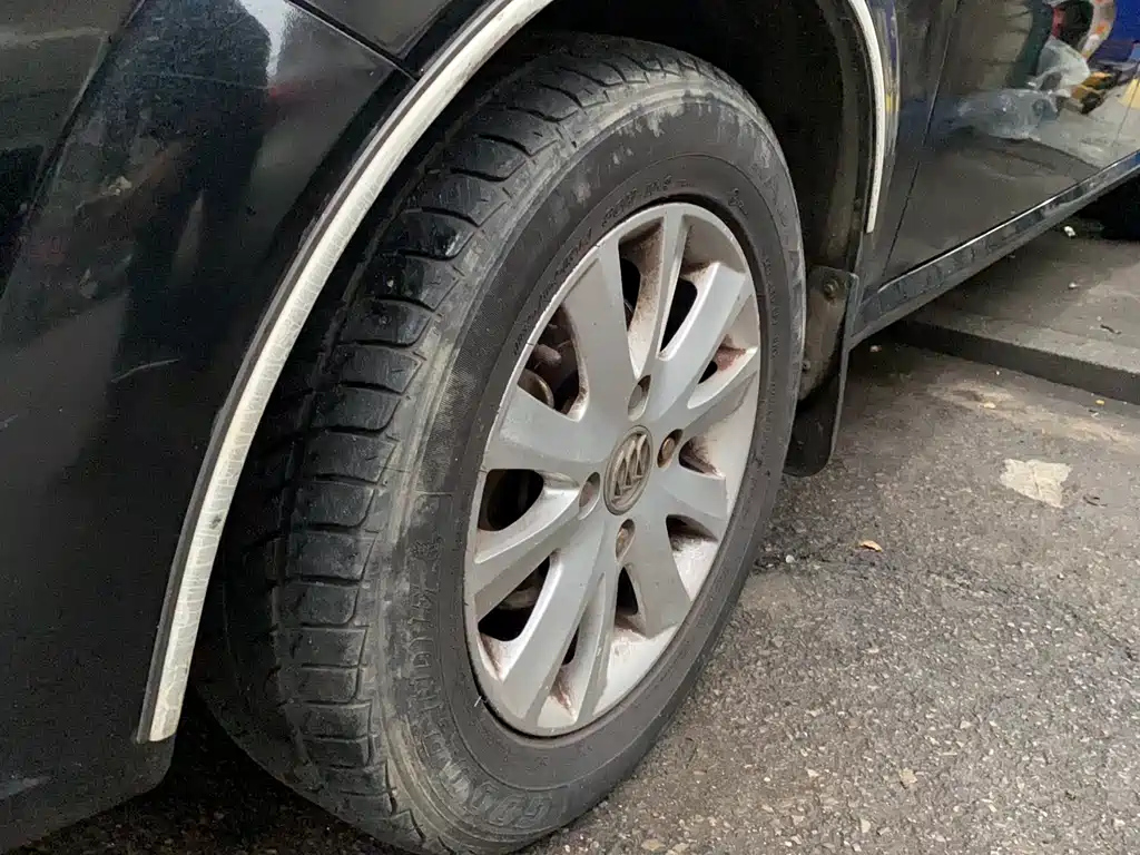 BUICK EXCELLE 2012