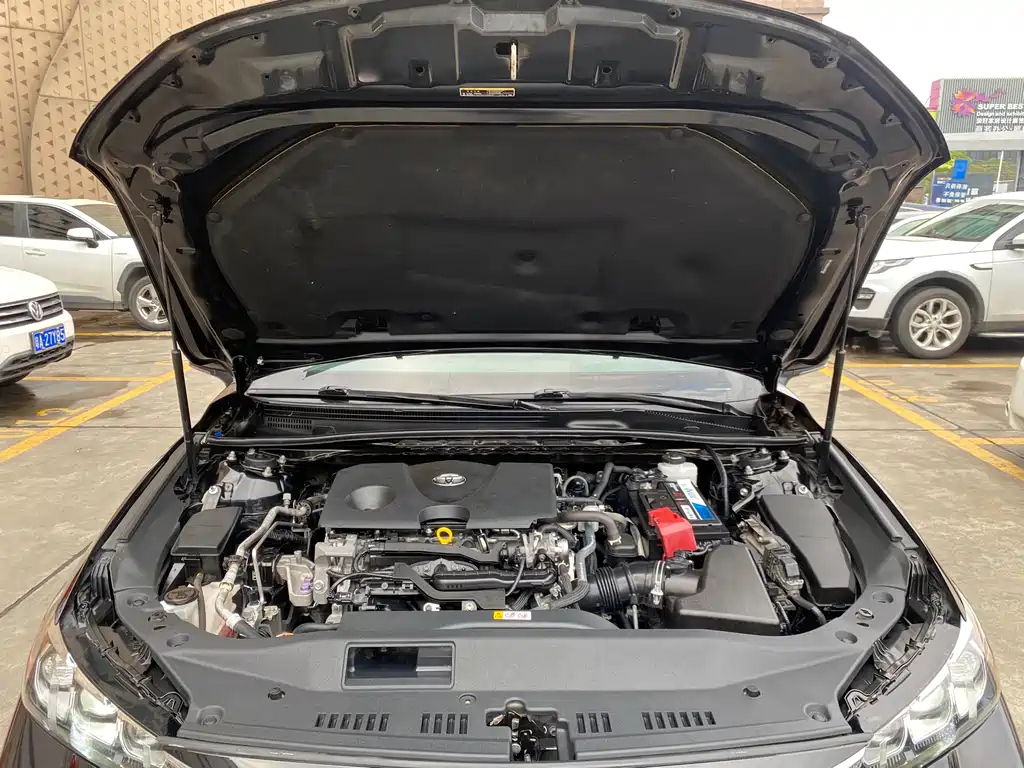 TOYOTA AVALON 2021