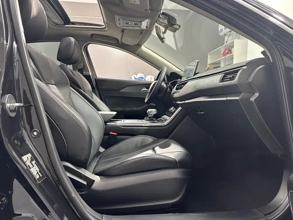 HONGQI H5 2021