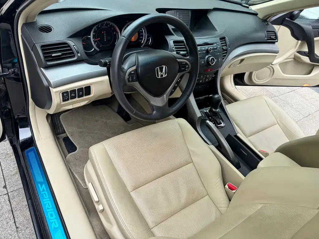 HONDA SI PLATINUM 2012