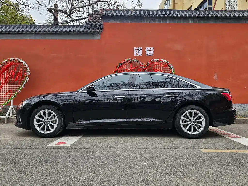 AUDI A6L 2021