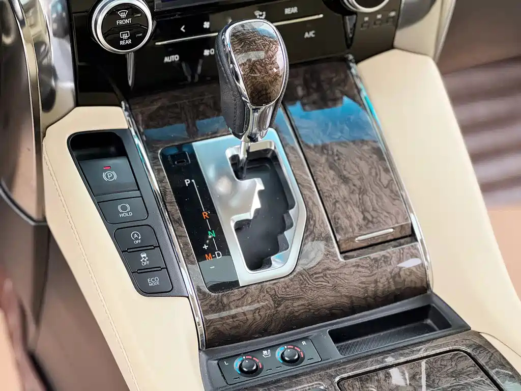 TOYOTA ALPHARD 2019