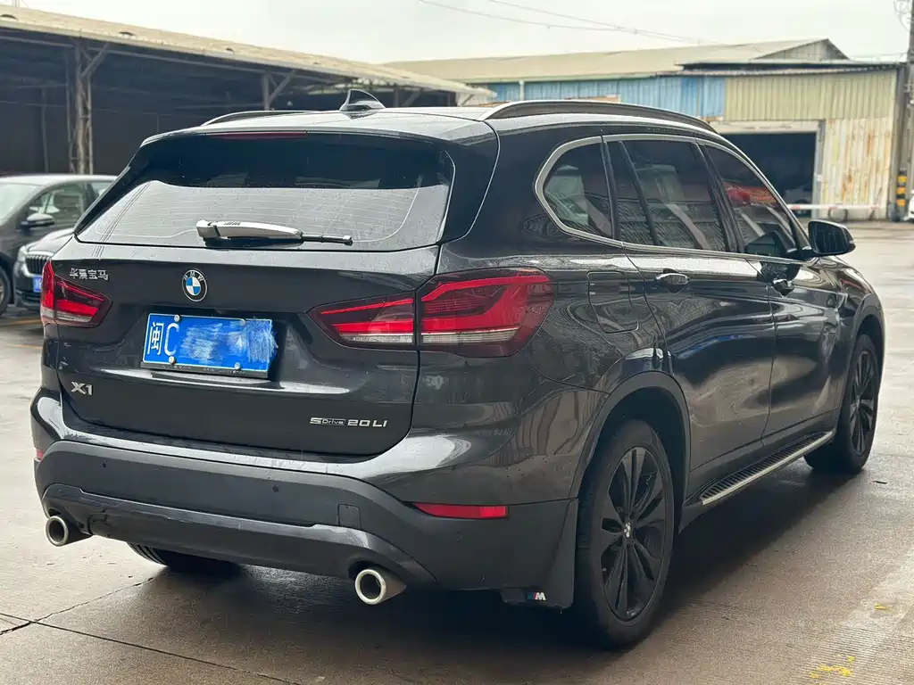 BMW X1 2021