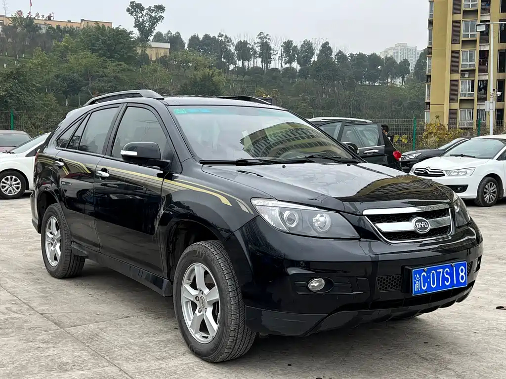 BYD S6 2015