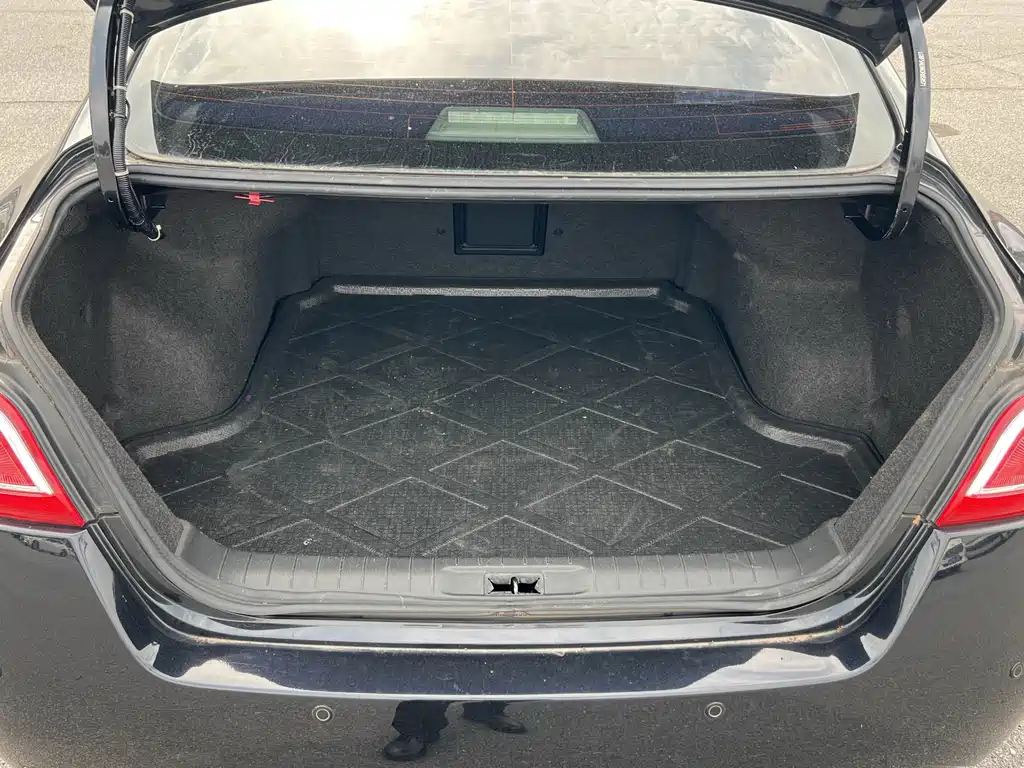 NISSAN TEANA 2014