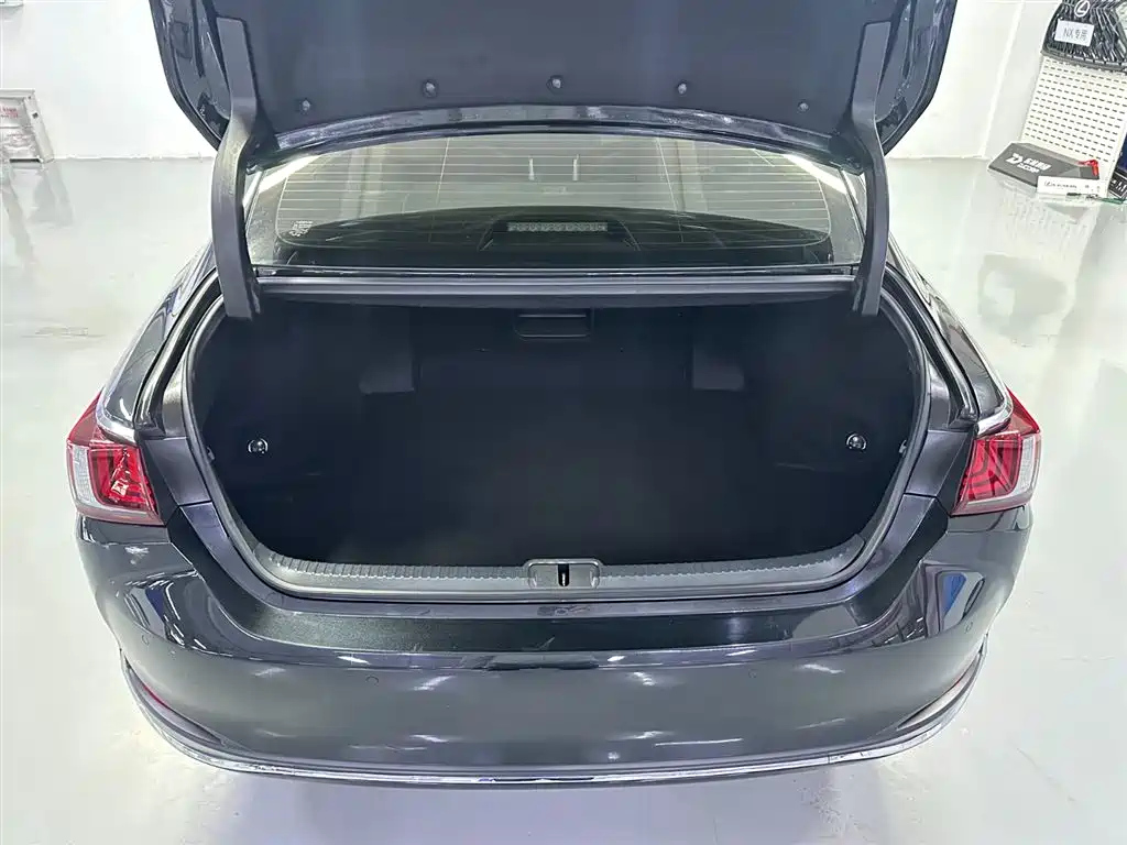LEXUS ES 2023