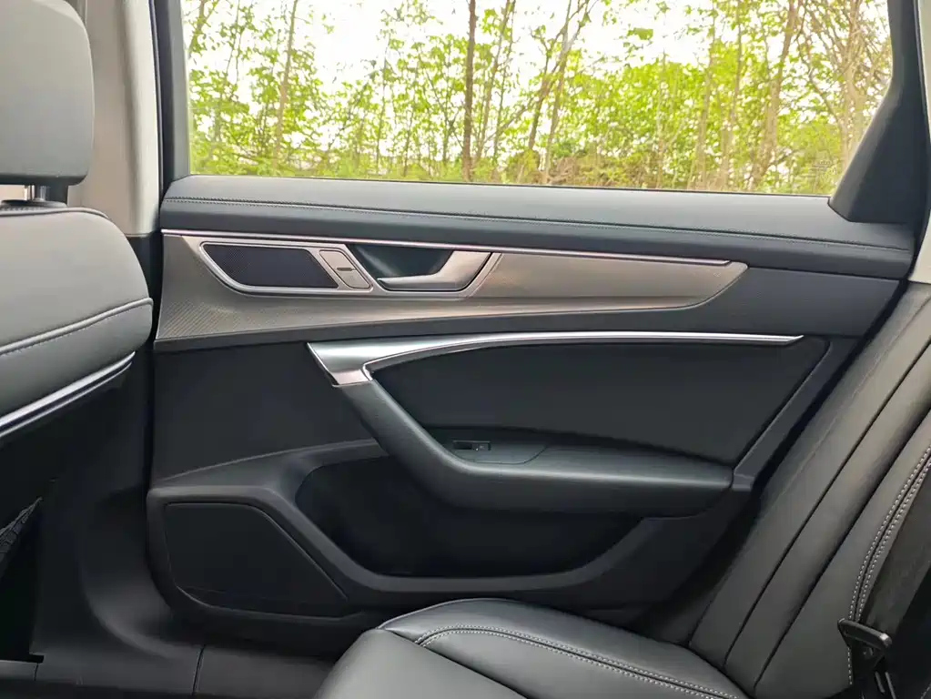 AUDI A6L 2023